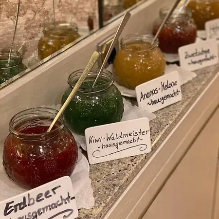 Готель Garni Fuerst Von Waldeck 3*