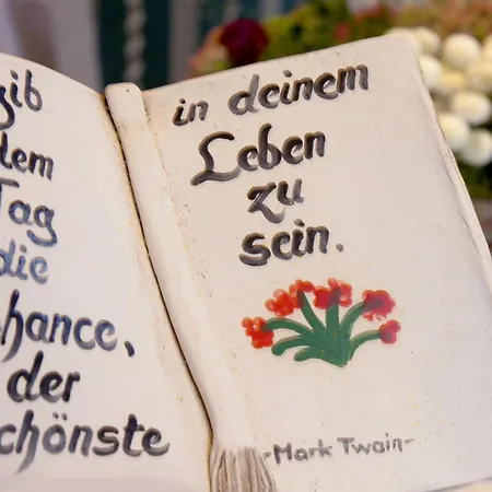 Готель Garni Fuerst Von Waldeck