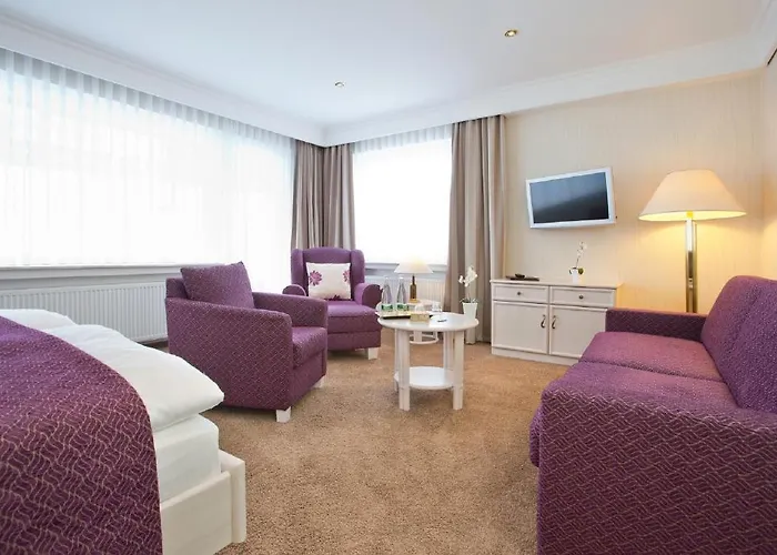 Hotel Garni Fuerst Von Waldeck 3*