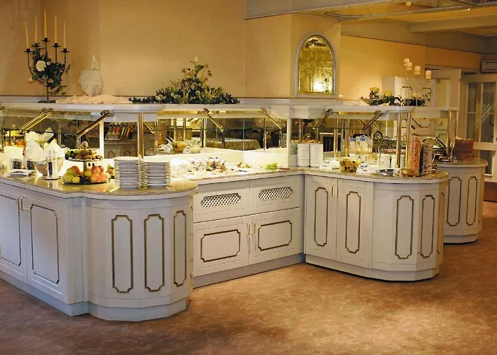 Hotel Garni Fuerst Von Waldeck 3*